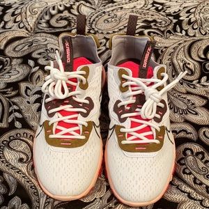 W Nike NSW React Vision Athletic Shoes